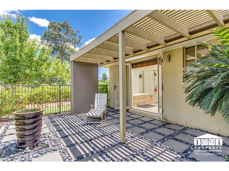 2 Paperbark Parade, Aberglasslyn NSW 2320