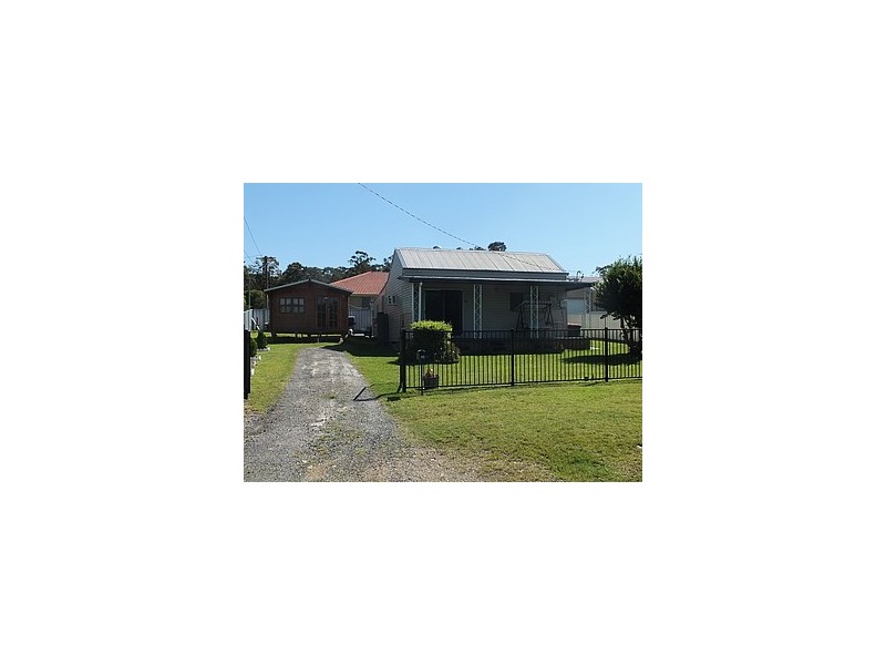 22 Long St, Cessnock NSW 2325
