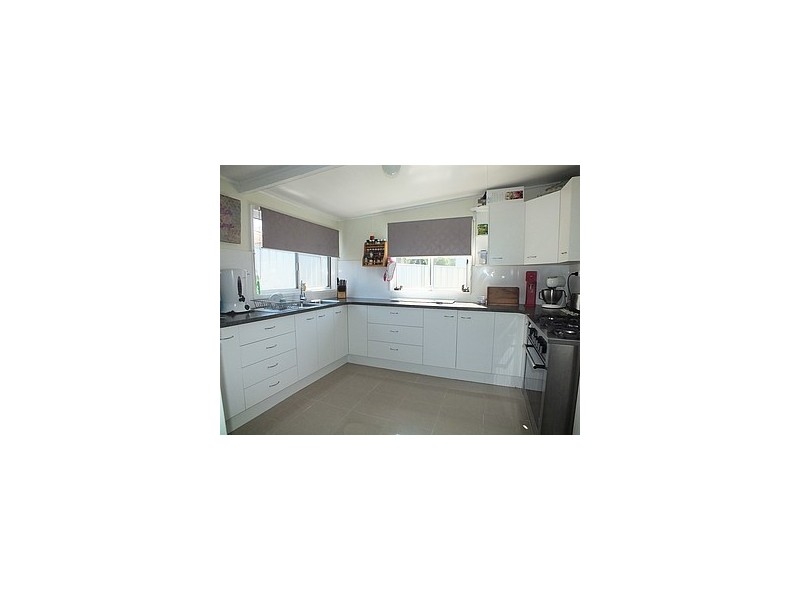 22 Long St, Cessnock NSW 2325