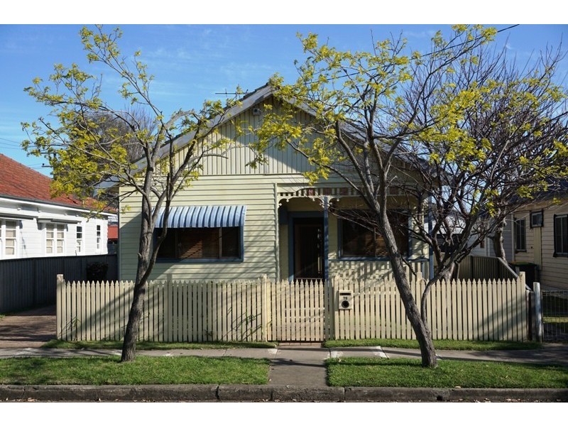 75 Young Street, Georgetown NSW 2298