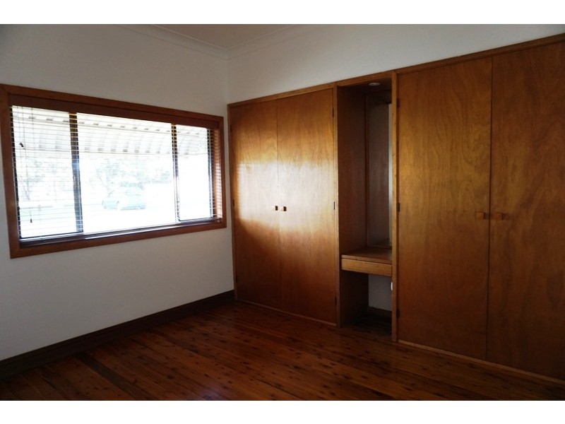 75 Young Street, Georgetown NSW 2298