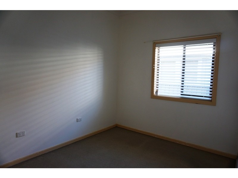 75 Young Street, Georgetown NSW 2298