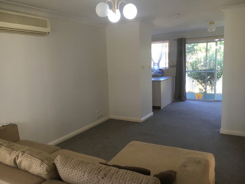 2/28 Emily Street, Marks Point NSW 2280