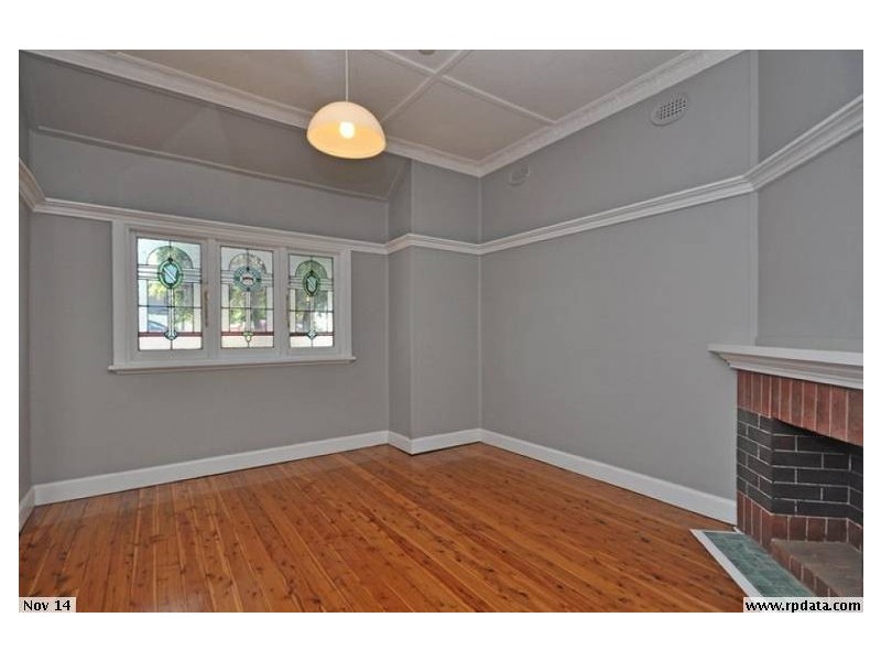 63 Elizabeth St, Tighes Hill NSW 2297