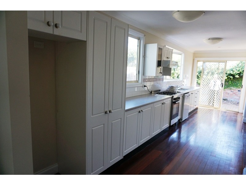 98 Chinchen St, Islington NSW 2296