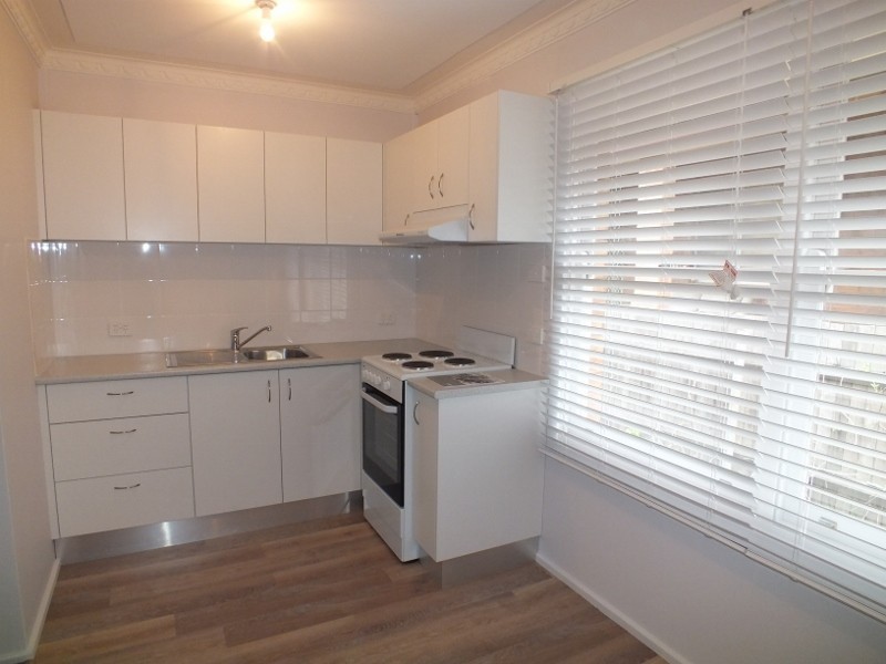 2/126 Turton Rd, Waratah NSW 2298