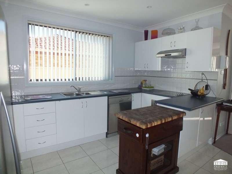 1/11 Sweet Street, Warners Bay NSW 2282