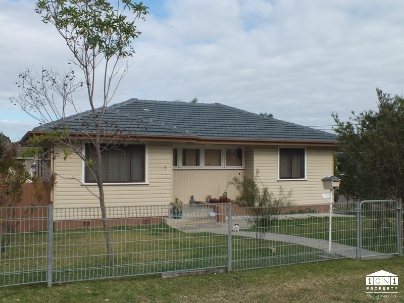 8 Flame Street, Gateshead NSW 2290