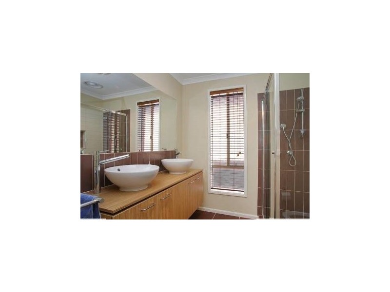 28 Werner Avenue, Marshall VIC 3216