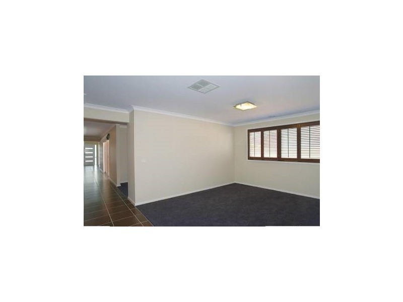 28 Werner Avenue, Marshall VIC 3216