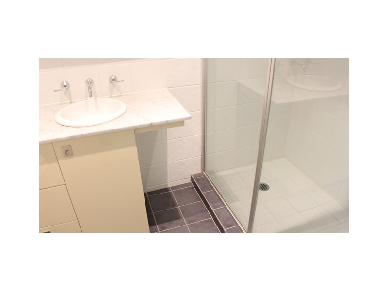 2206/2 Yarra Street, Geelong VIC 3220
