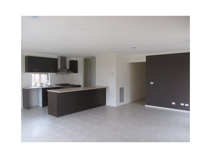 22 Werner Avenue, Marshall VIC 3216