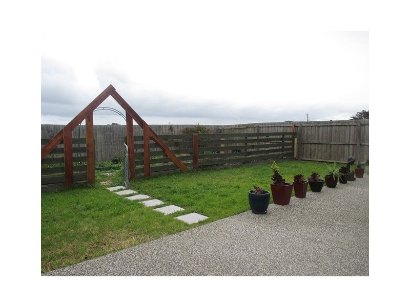 22 Werner Avenue, Marshall VIC 3216