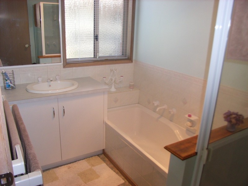 2/41 Hindle Street, Grovedale VIC 3216