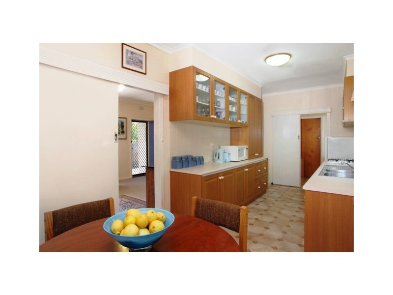 15 College Court, Newtown VIC 3220