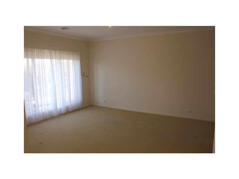 5 Cabernet Court, Waurn Ponds VIC 3216