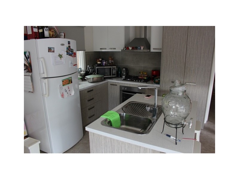 39 Wilton Avenue, Newcomb VIC 3219