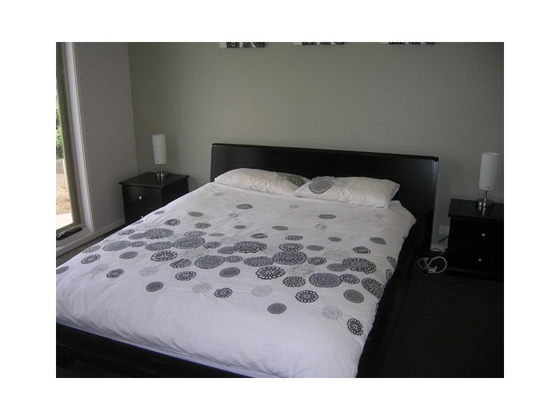 24 The Vineyard, Waurn Ponds VIC 3216