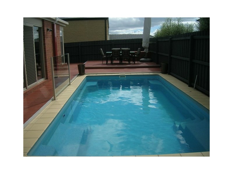 24 The Vineyard, Waurn Ponds VIC 3216