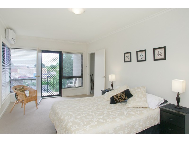 1/90 McKiIllop Street, Geelong VIC 3220