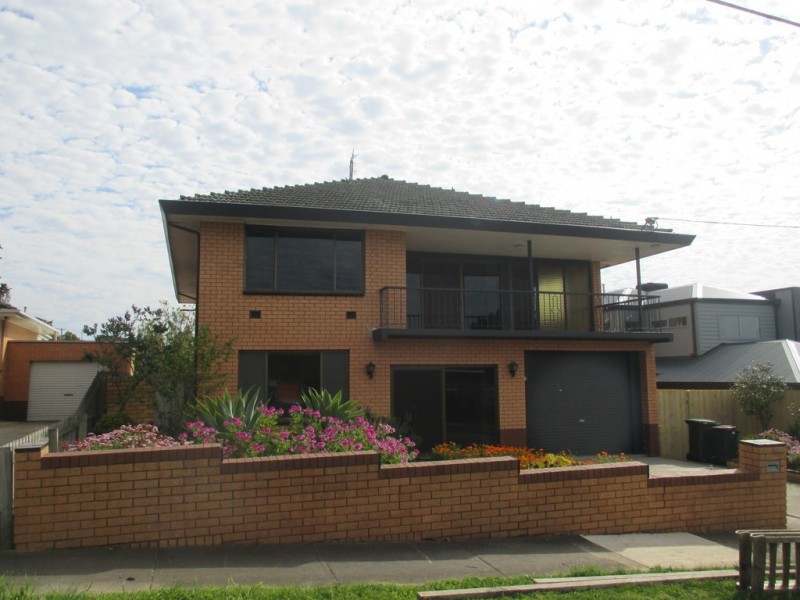 11 Glengate Street, Hamlyn Heights VIC 3215