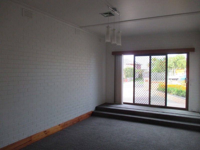 11 Glengate Street, Hamlyn Heights VIC 3215