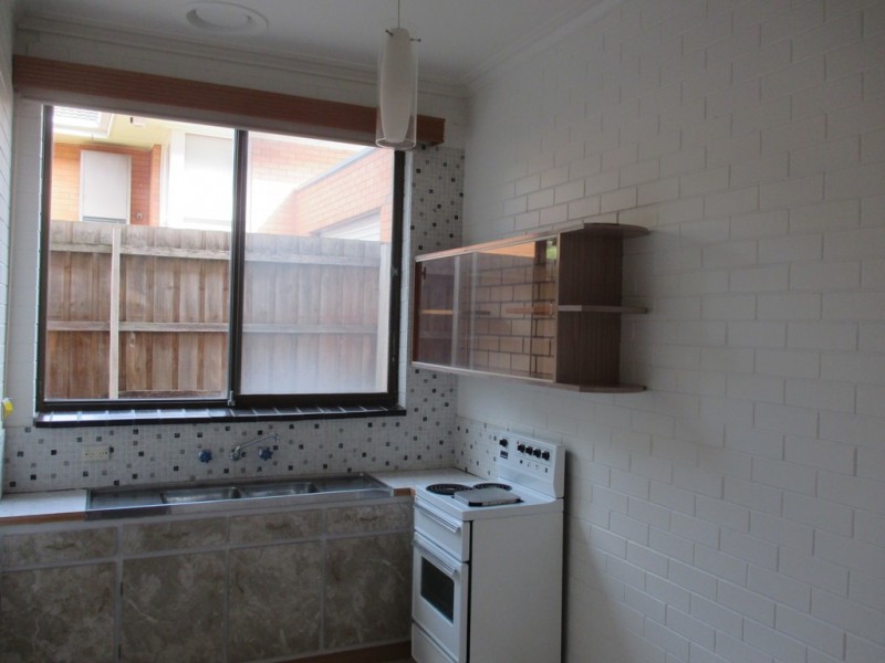 11 Glengate Street, Hamlyn Heights VIC 3215