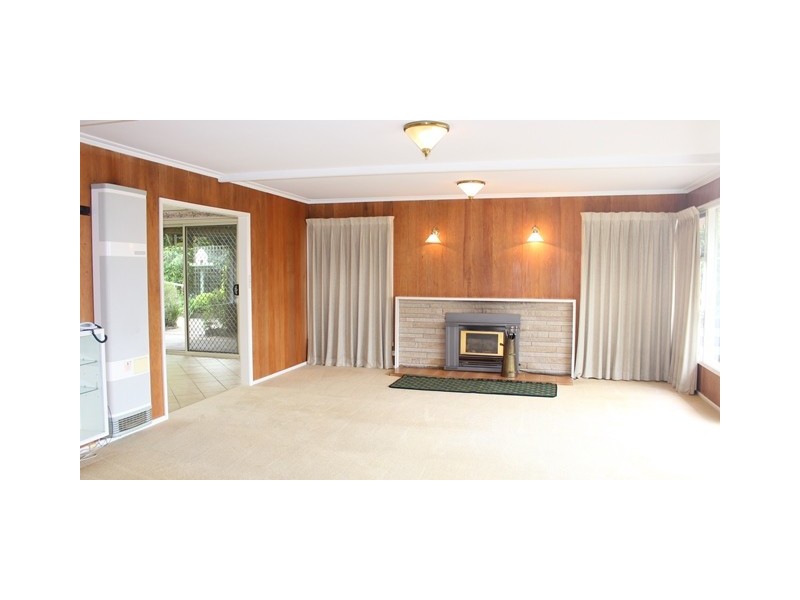 2 Shoubra Drive, Highton VIC 3216