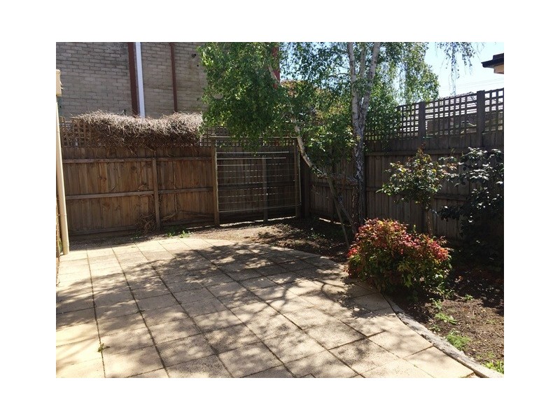 44 Sherbourne Terrace, Newtown VIC 3220