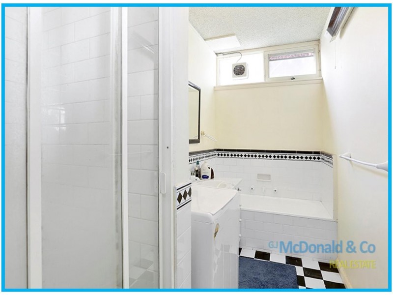 1/21 The Esplanade, Geelong VIC 3220