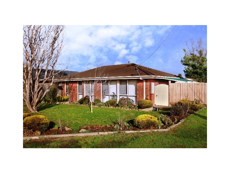 31 Patonga Crescent, Grovedale VIC 3216