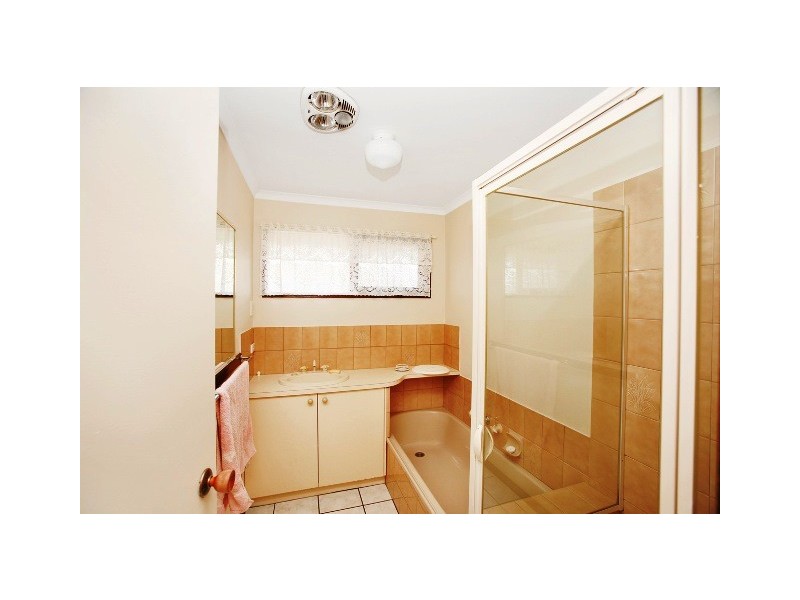 31 Patonga Crescent, Grovedale VIC 3216