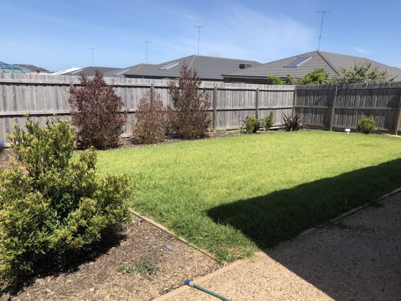 133 Rossack Drive, Waurn Ponds VIC 3216