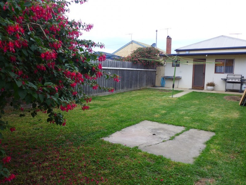 76 Britannia Street, Geelong West VIC 3218