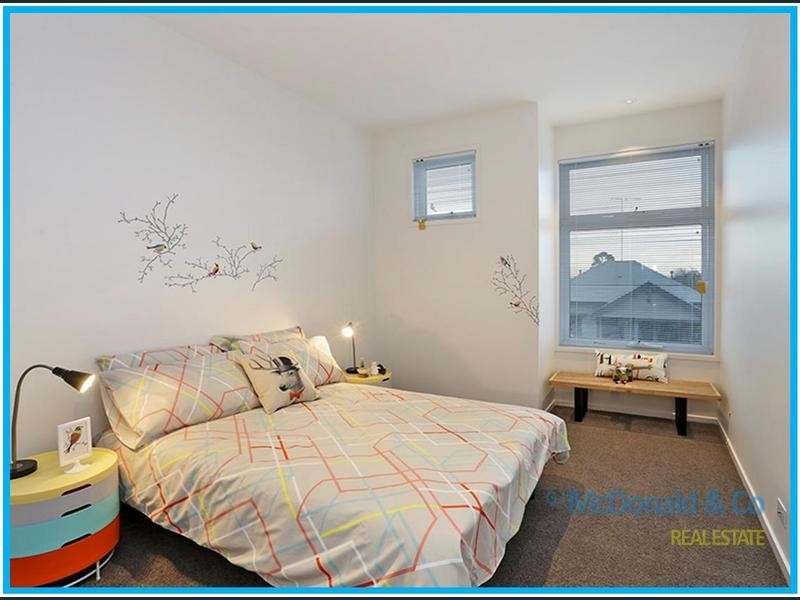 9b Collins Street, Geelong West VIC 3218