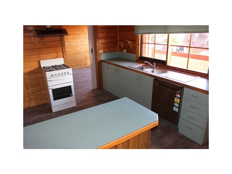 22 Willesden Drive, Waurn Ponds VIC 3216