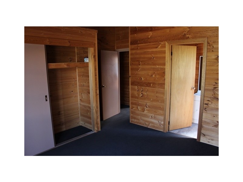 22 Willesden Drive, Waurn Ponds VIC 3216