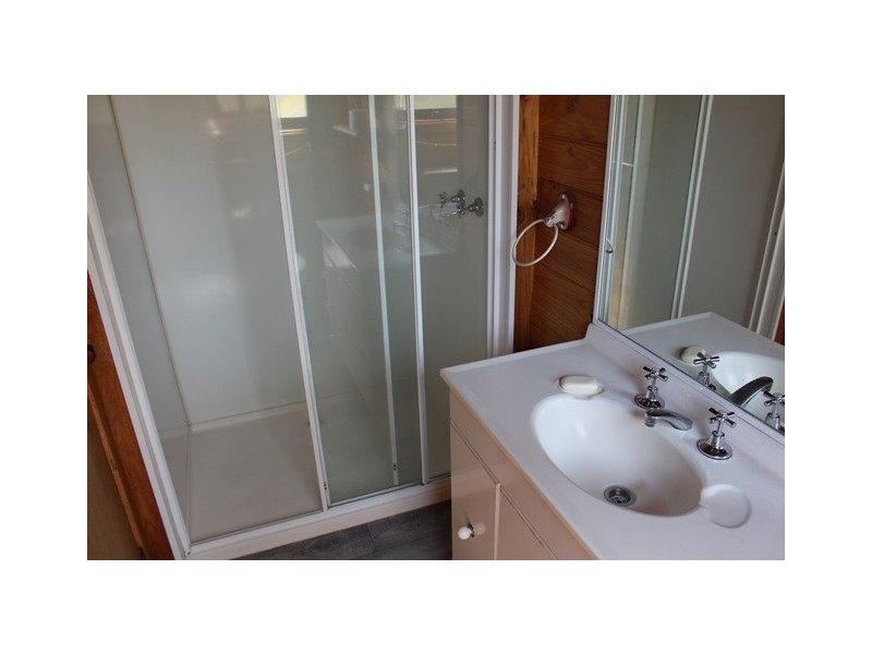 22 Willesden Drive, Waurn Ponds VIC 3216