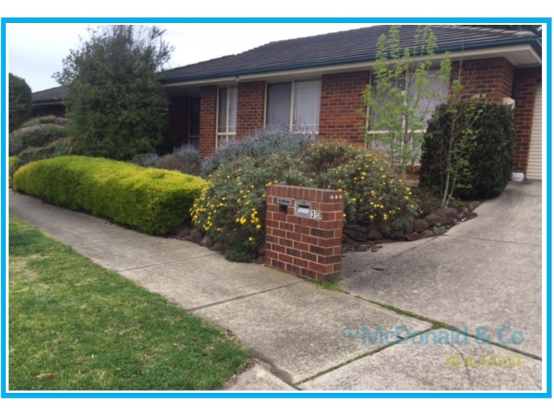 31a Meadowvale Drive, Grovedale VIC 3216