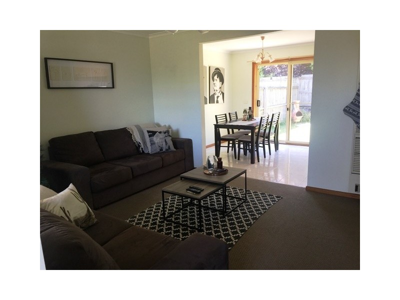 31a Meadowvale Drive, Grovedale VIC 3216