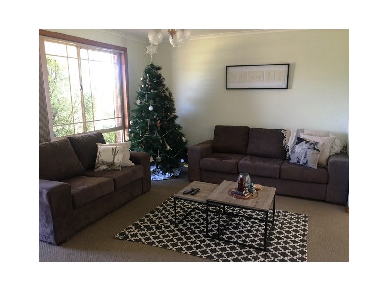 31a Meadowvale Drive, Grovedale VIC 3216