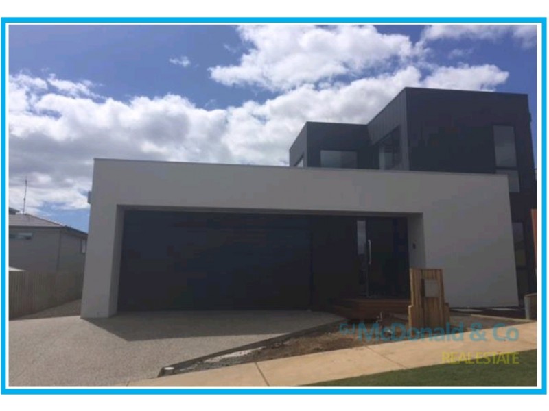 3 Jessica Way, Highton VIC 3216