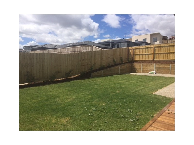 3 Jessica Way, Highton VIC 3216