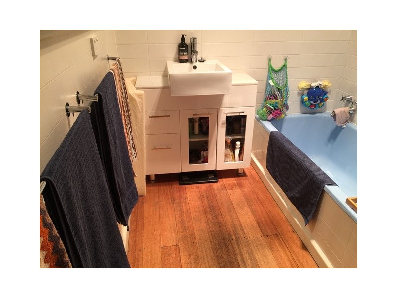 25 Herne Street, Manifold Heights VIC 3218