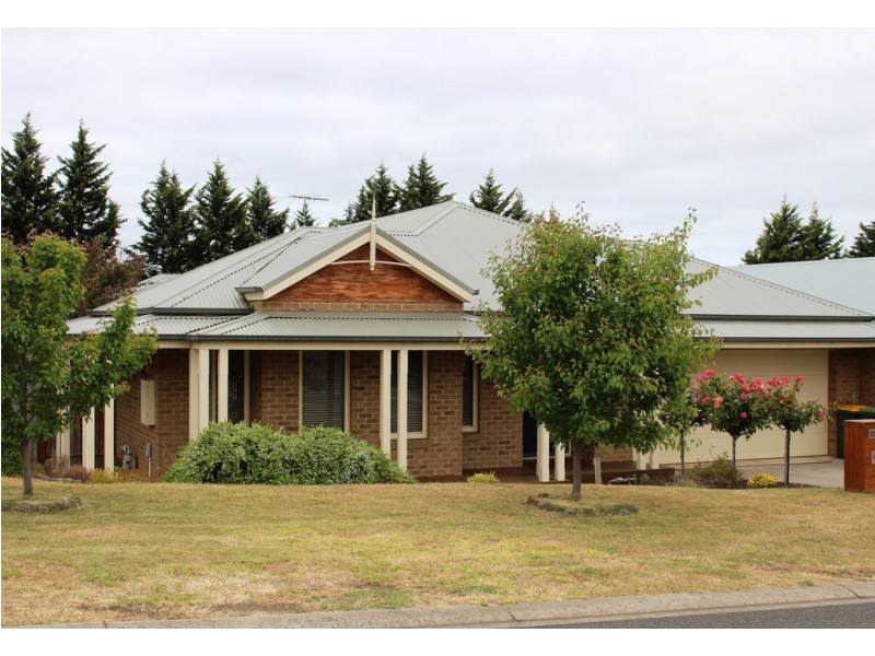 1 Beaujolais Place, Waurn Ponds VIC 3216