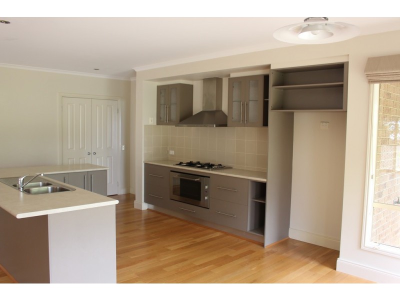 1 Beaujolais Place, Waurn Ponds VIC 3216