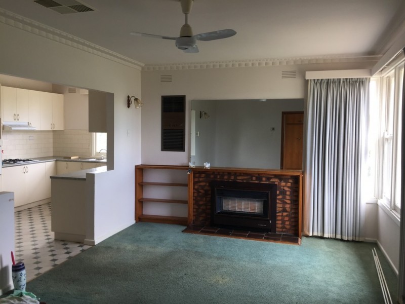 6 Sycamore Street, Hamlyn Heights VIC 3215