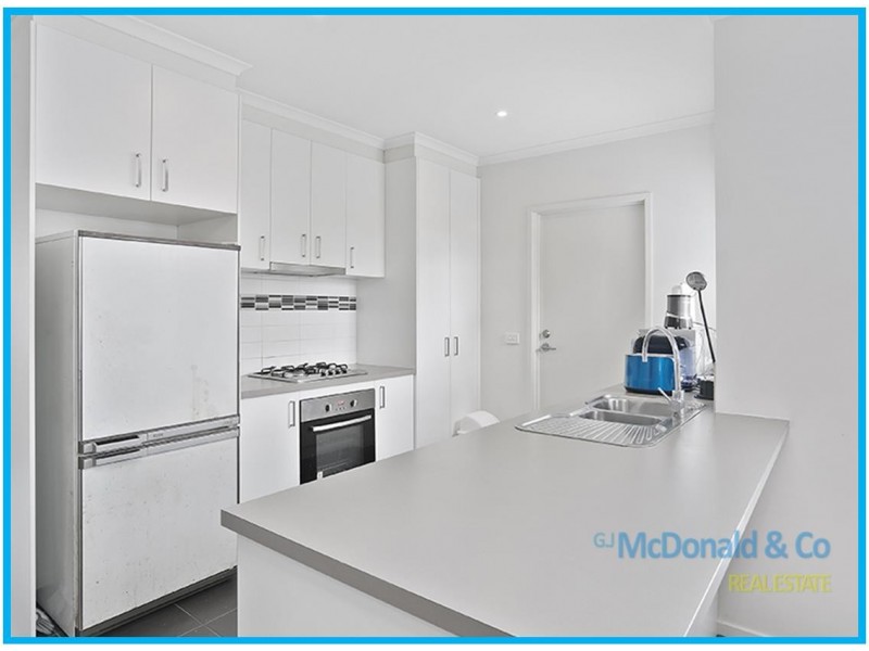 2/1 Linthwaite Close, Highton VIC 3216