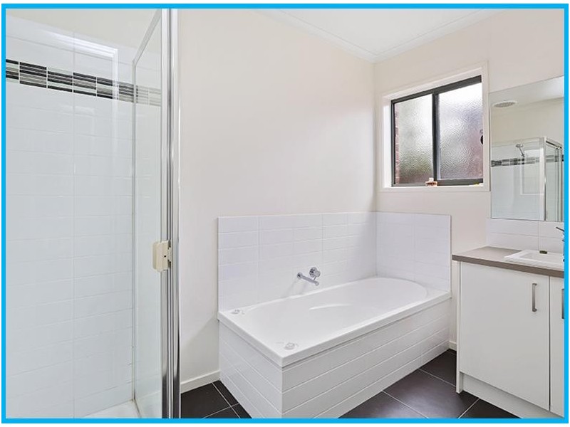 2/1 Linthwaite Close, Highton VIC 3216