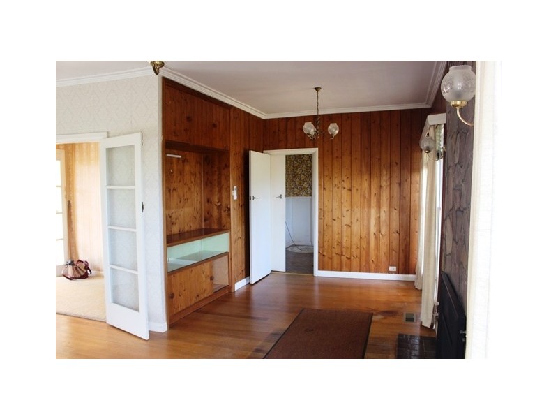 11 Grant  Street, Newtown VIC 3220